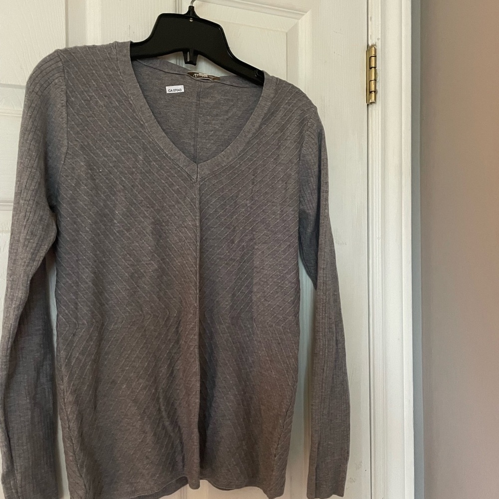 Vita Milano Heather Grey Ribbed, V Neck Long Sleeve Knit